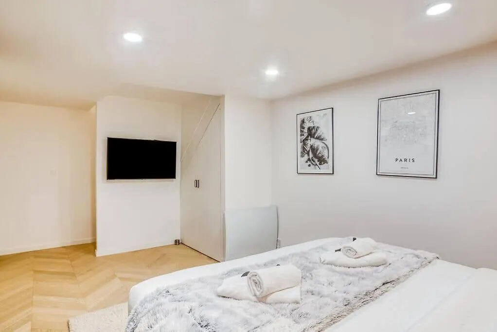 Bel Appartement Pour 6 Personnes Proche Champs Elysees Paris França