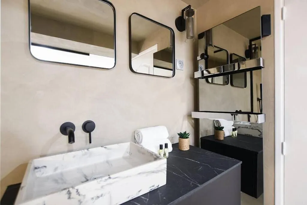 Bel Appartement Pour 6 Personnes Proche Champs Elysees Paris Apartment